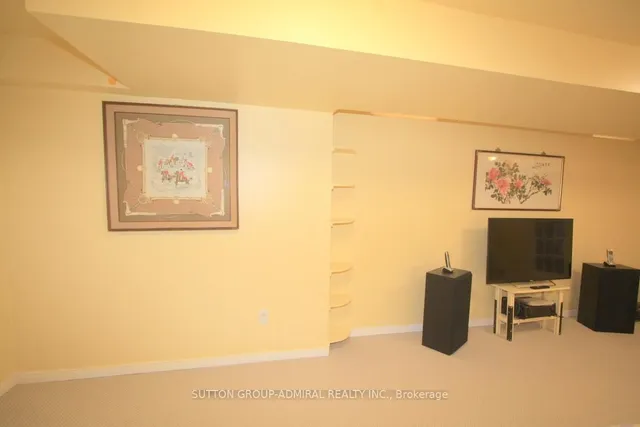 Additional image 30 of 5868 Blue Spruce Ave