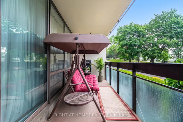 Additional image 24 of 260 Seneca Hill Dr Unit 210