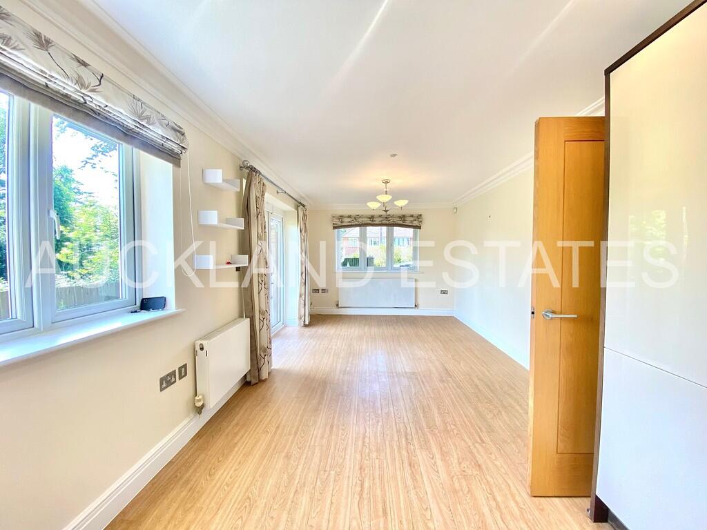 Additional image 4 of Bluebridge Road, Brookmans Park