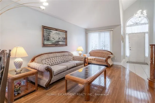 Additional image 15 of 42 Hillgarden Dr