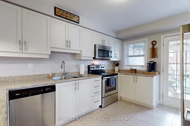 房产图片 24 - 300 Casson Pt