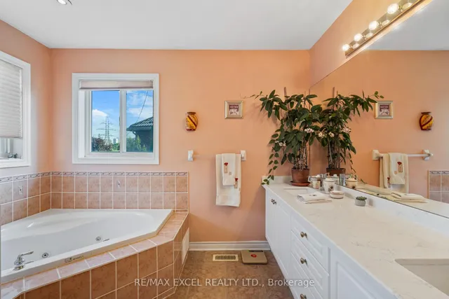 Additional image 22 of 29 Candlebrook Cres