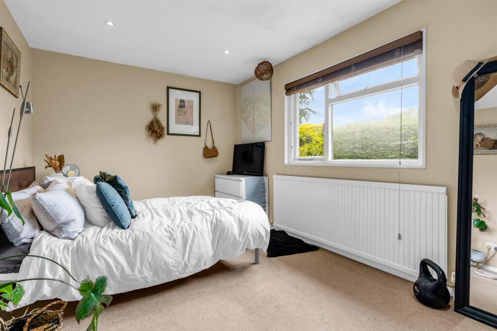 Additional image 8 of Burnham Green Road, Welwyn