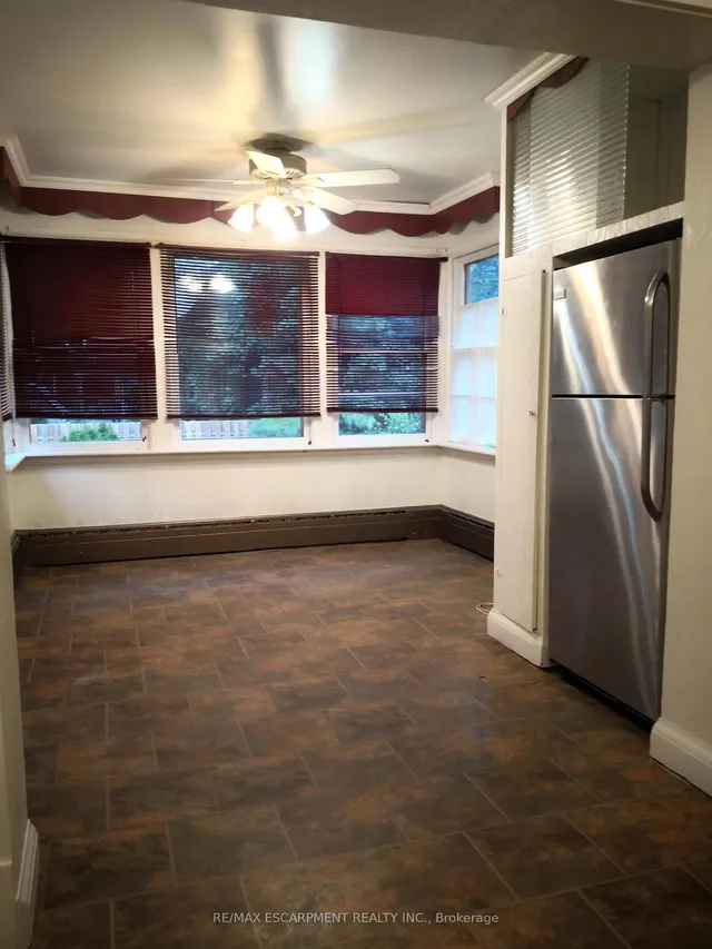 Additional image 11 of 167 BALMORAL Ave