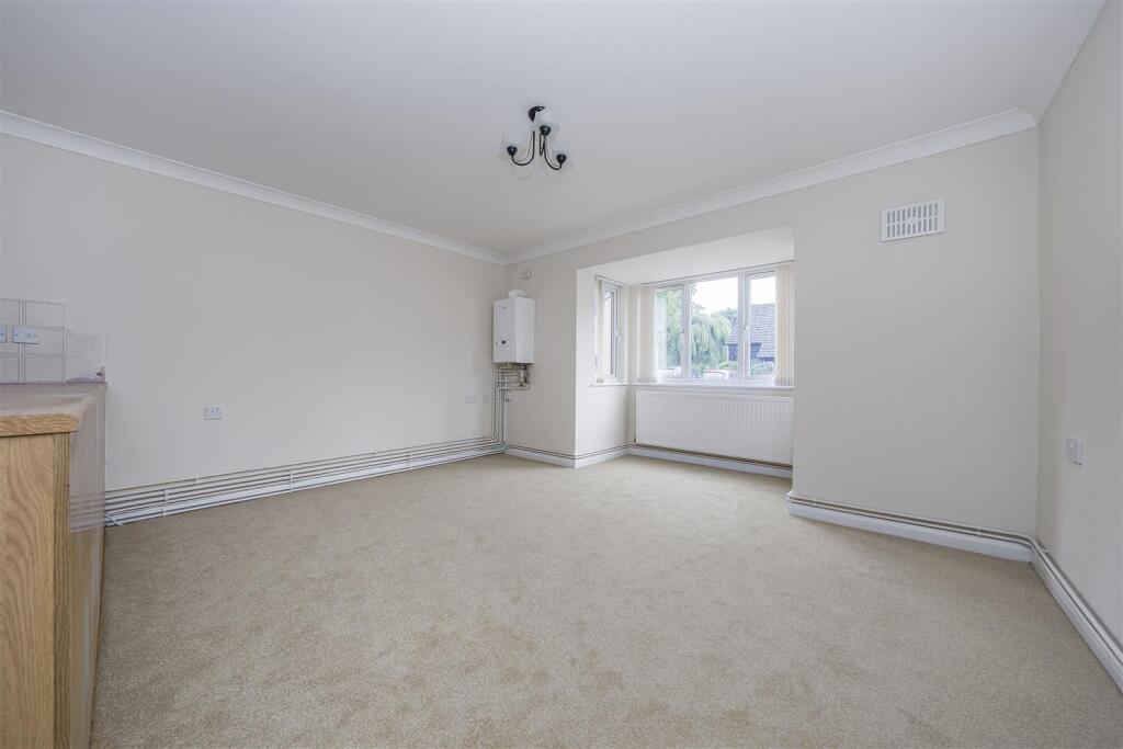 Additional image 12 of The Beeches, Park Street, St. Albans