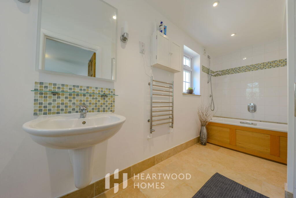 Additional image 18 of Tippendell Lane, St. Albans, AL2 3HL