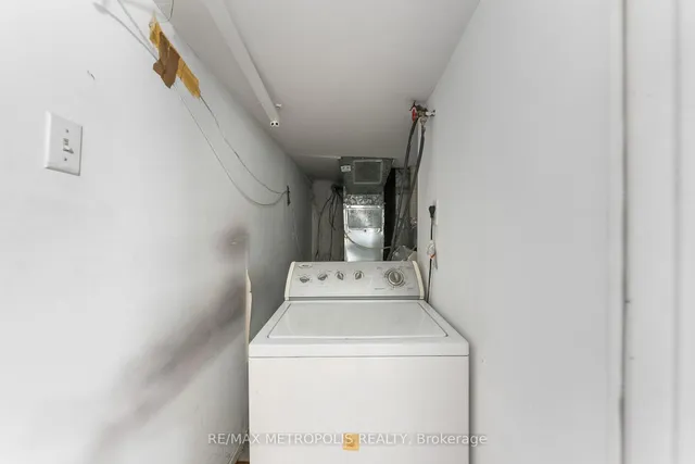 Additional image 39 of 154 Fitzgibbon Ave