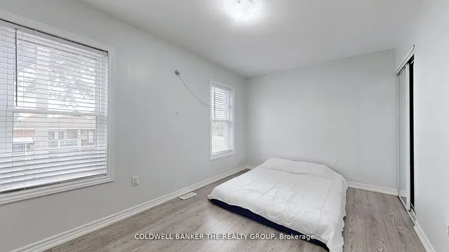 Additional image 16 of 194 Simcoe St