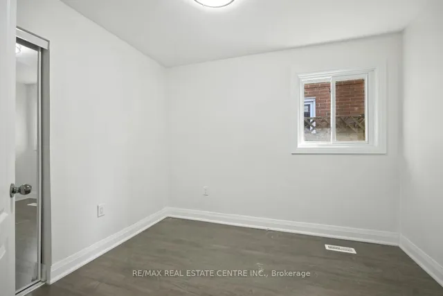 Additional image 17 of 21 Chopin Cres