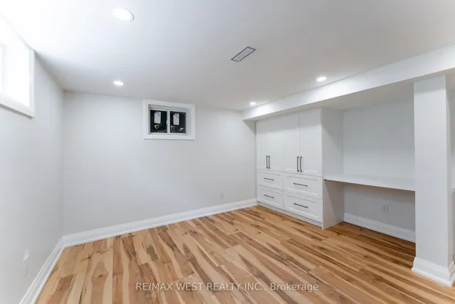 Additional image 32 of 1040 Kennedy Rd