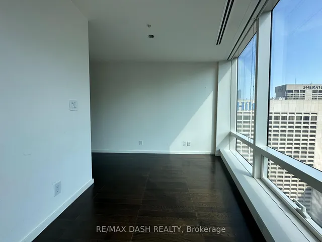 房产图片 18 - 多伦多大学大道180号 3209单元