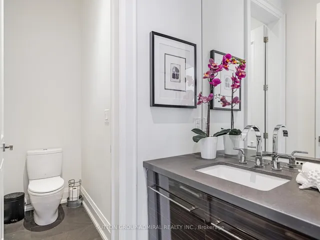 Additional image 26 of 11 Frontenac Ave