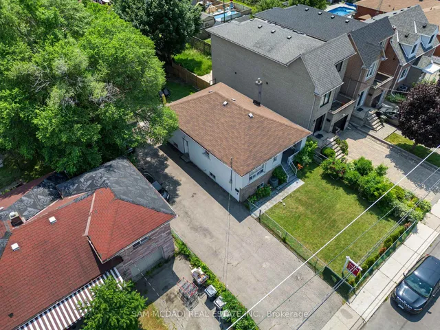 Additional image 19 of 349 Melrose St