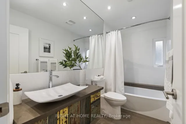 Additional image 23 of 3 Olive Ave