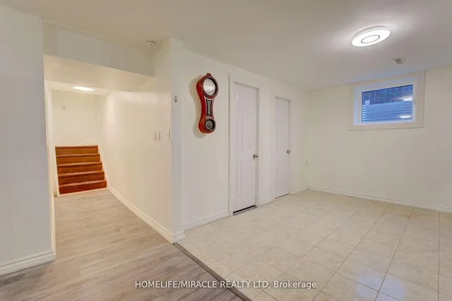 Additional image 33 of 71 Kingsview Blvd