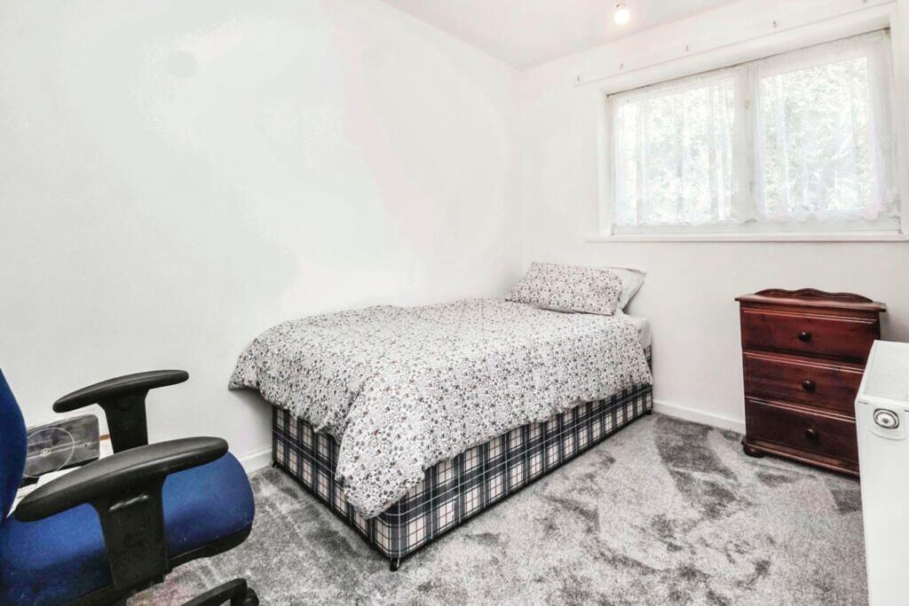 Additional image 2 of Tyndall walk, Woodgate