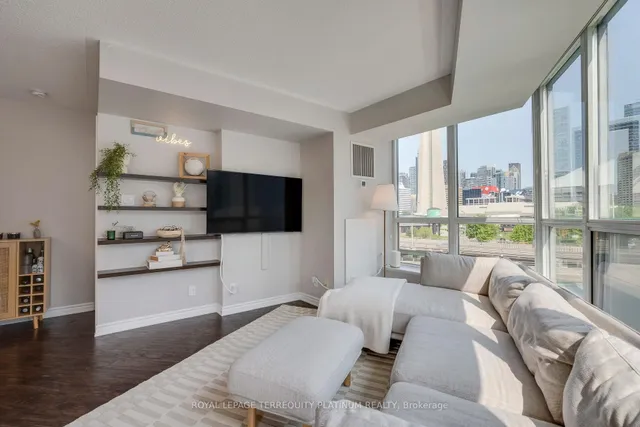 Additional image 8 of 228 Queens Quay Unit 702