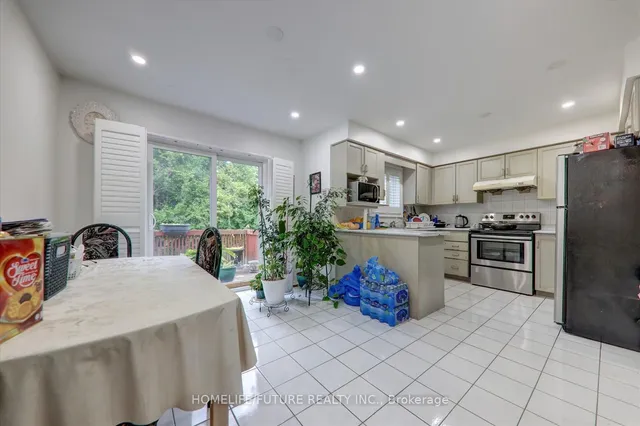 Additional image 21 of 10 Hania Terr