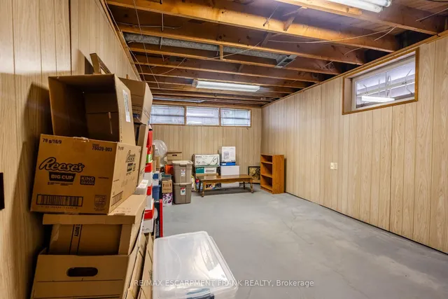 房产图片 36 - 218 BOWMAN 街