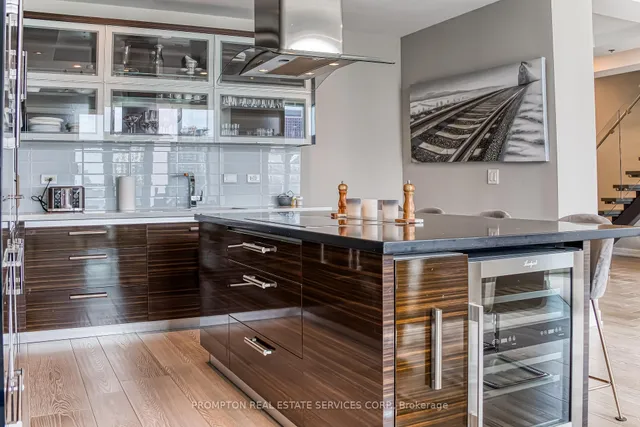 Additional image 21 of 220 George St Unit 1105