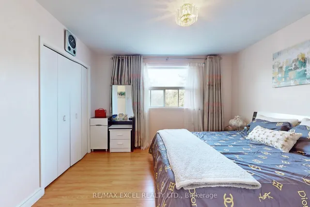 Additional image 30 of 43 Sonmore Dr