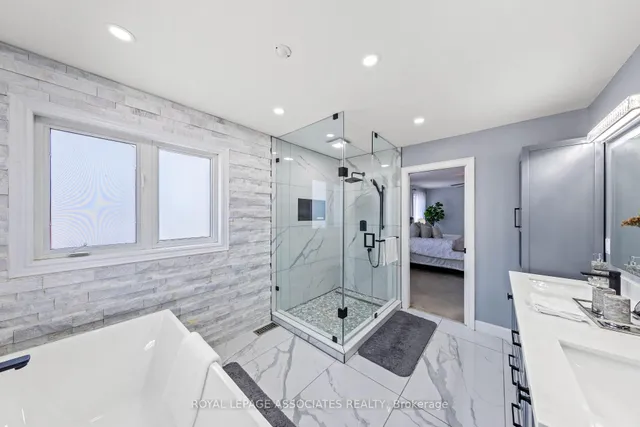 Additional image 26 of 13 Laurentide Cres