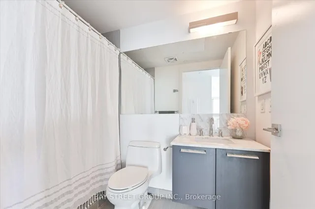 Additional image 16 of 50 Charles St Unit 4303