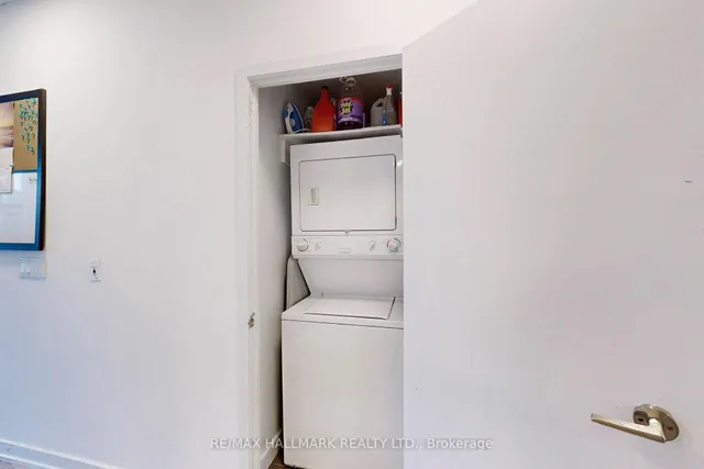 Additional image 21 of 21 Nelson St Unit 818