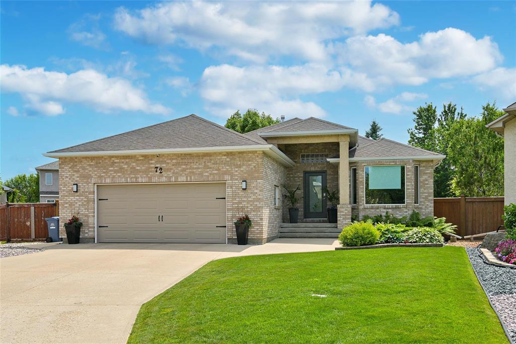 72 Baisinger Drive|Winnipeg, Manitoba R2N4H5