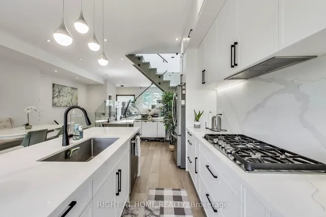 Additional image 12 of 378 CEDARVALE Ave