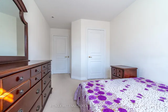 Additional image 29 of 27 Silvershadow Terr