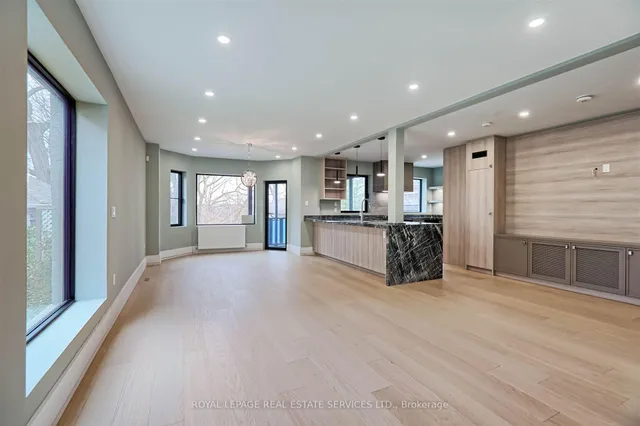 Additional image 8 of 324 Riverside Dr