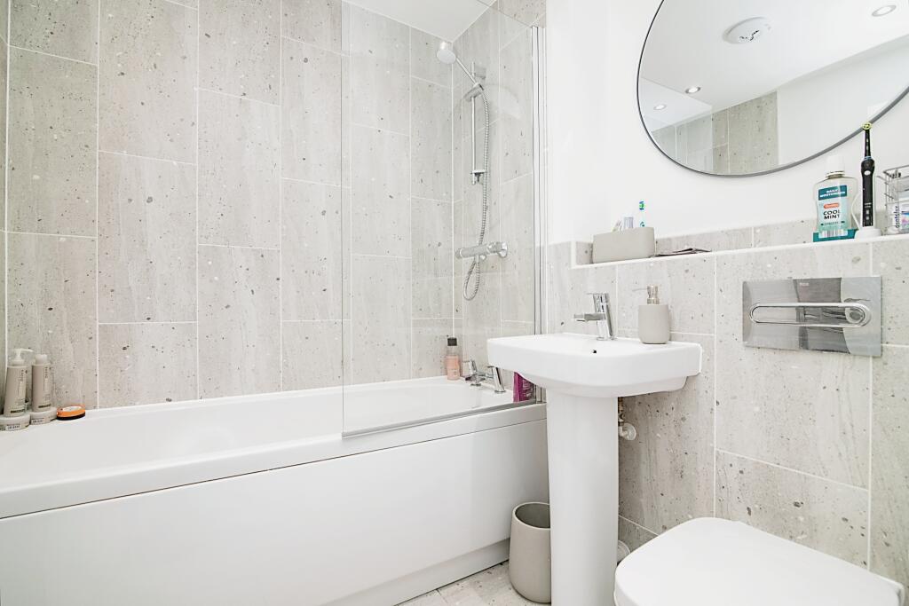 Additional image 14 of Hawthorn Way, Birmingham, B38