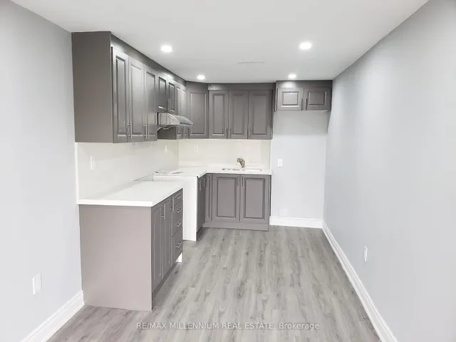 Additional image 6 of 76 Miracle Tr