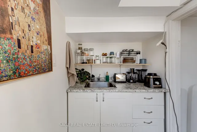 Additional image 21 of 17 Hugo Ave