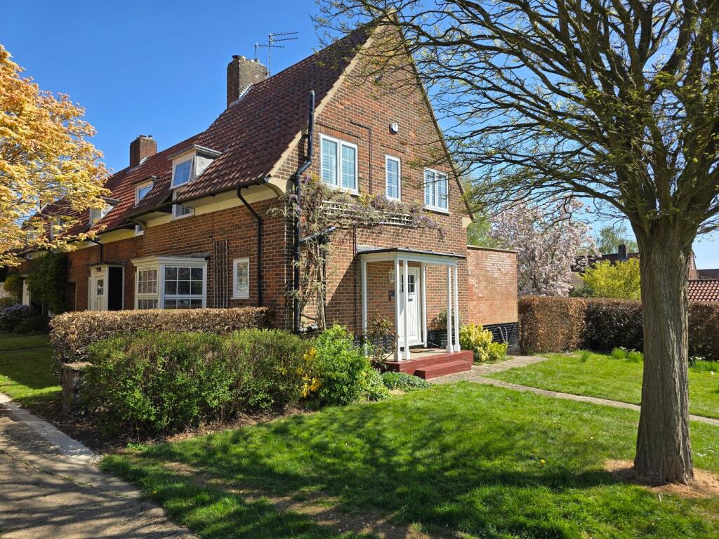 Walden Place, Welwyn Garden City, AL8