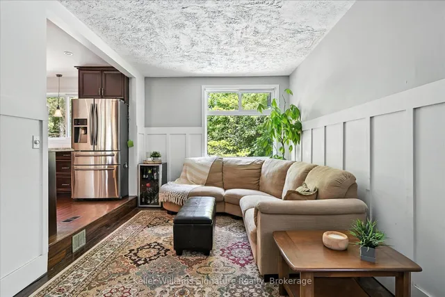 房产图片 17 - 18 Moonglow Pl