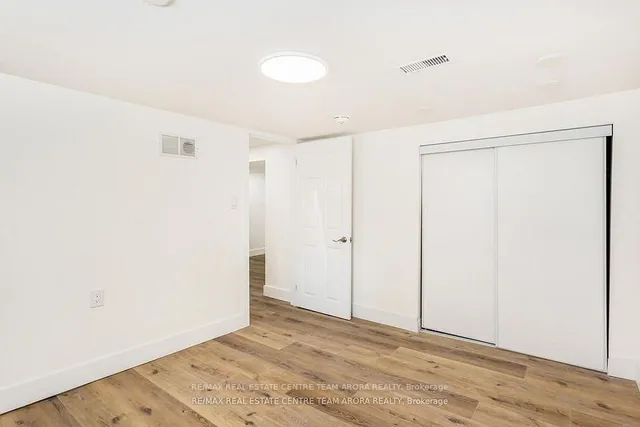 Additional image 34 of 178 Cloverdale Ave