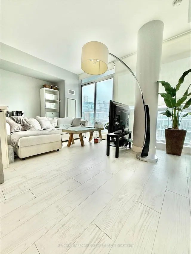 Additional image 6 of 39 SHERBOURNE St Unit 1508