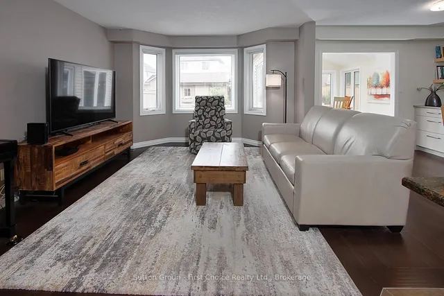 Additional image 7 of 293 Huck Cres