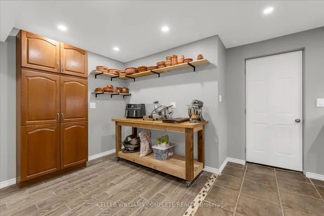 Additional image 35 of 180 Mother's St