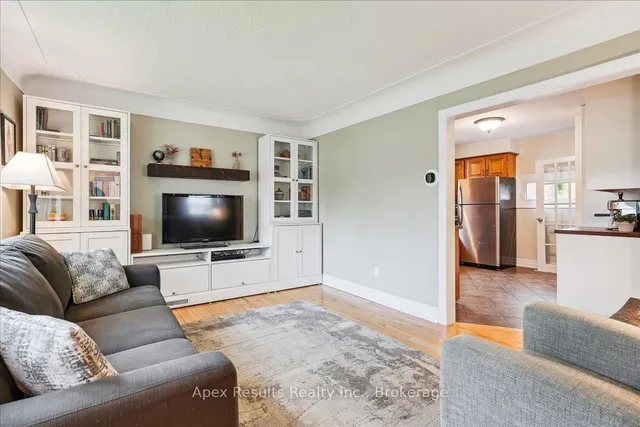 Additional image 28 of 246 East 43rd St