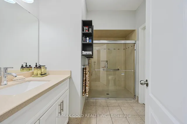 Additional image 29 of 46 Cobblestone Crt