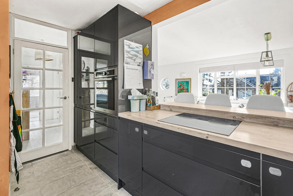 Additional image 10 of Westminster Court, St. Albans, Hertfordshire, AL1