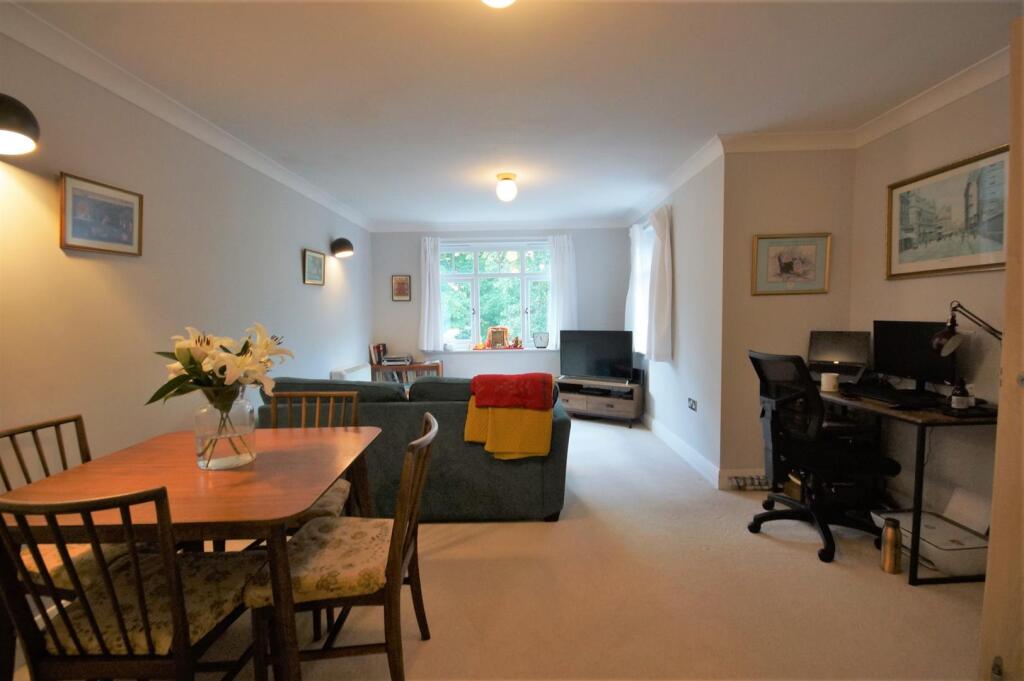 Additional image 4 of The Academy, Wake Green Road, Moseley