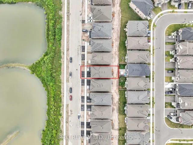 Additional image 46 of 372 Bergamot Ave