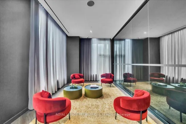 Additional image 45 of 11 Yorkville Ave Unit 6007