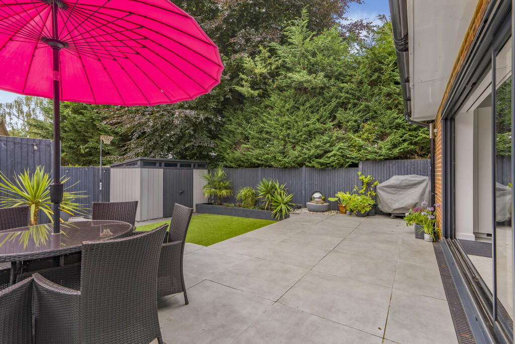 Additional image 4 of Laburnum Grove, St. Albans, Hertfordshire, AL2