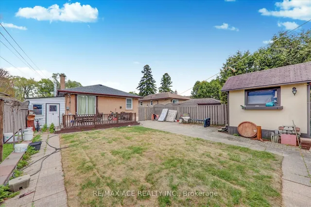 Additional image 34 of 10 Blakemanor Blvd