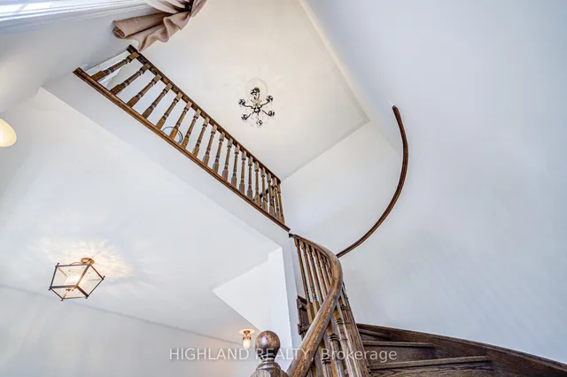 Additional image 29 of 66 GEORGE ROBINSON Dr